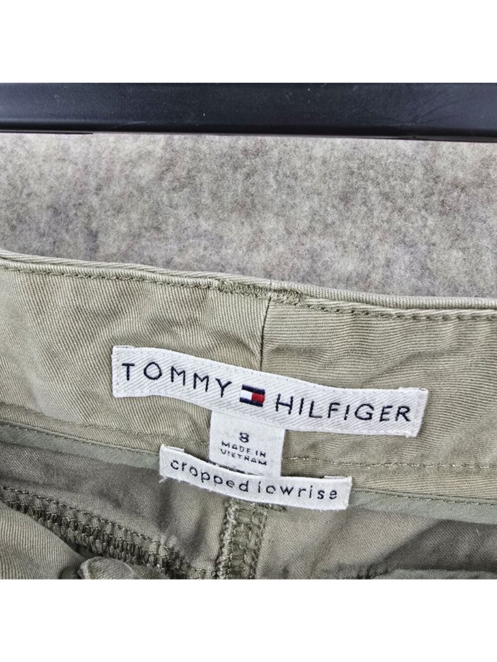 Tommy Hilfiger Womens Cropped Low-Rise Khaki Pants Size 8 - Picture 3 of 7